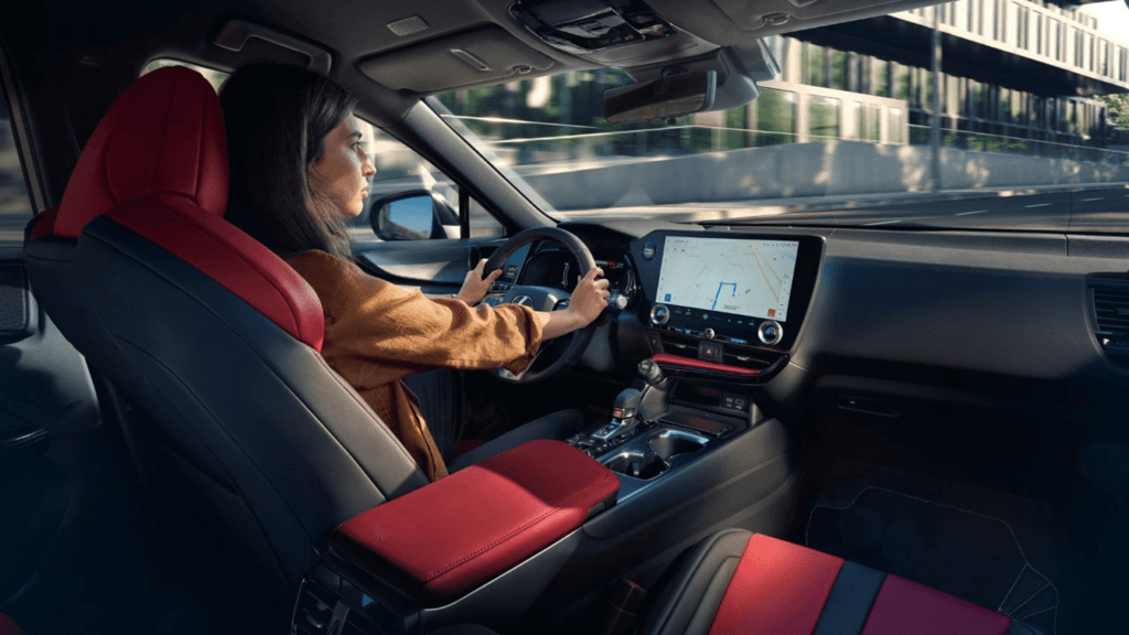 "Ręce na kierownicy, oczy patrzą na drogę" – wnętrze Lexusa według koncepcji Tazuna