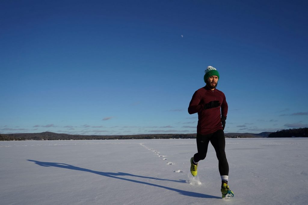 Nie śpiesz się zimą – postaw na spokojne bieganie!