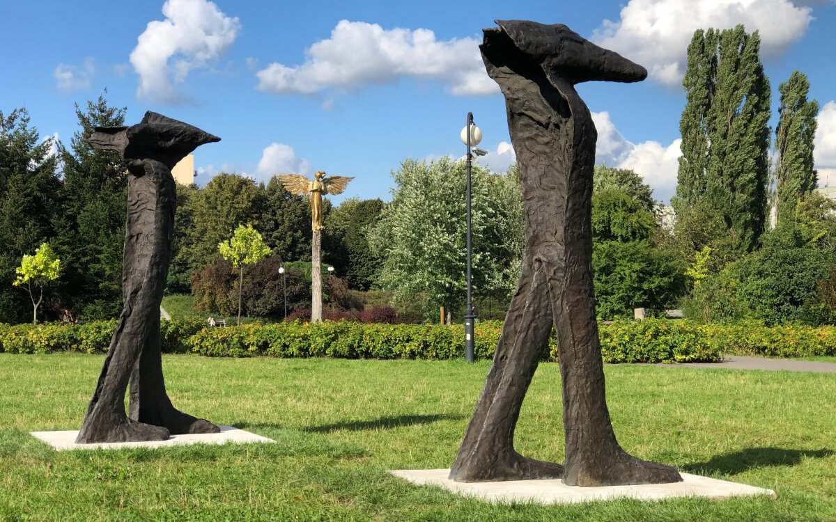 Magdalena Abakanowicz, Zinaxin i Dolacin, Rzeźba, Park Rzeźby na Bródnie, Muzeum Sztuki Nowoczesnej w Warszawie