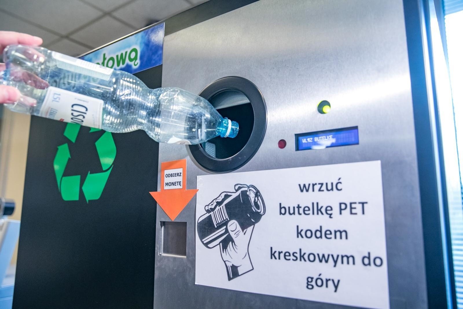 Kaucja na butelki plastikowe w Polsce już wkrótce. Jak jest za granicą?