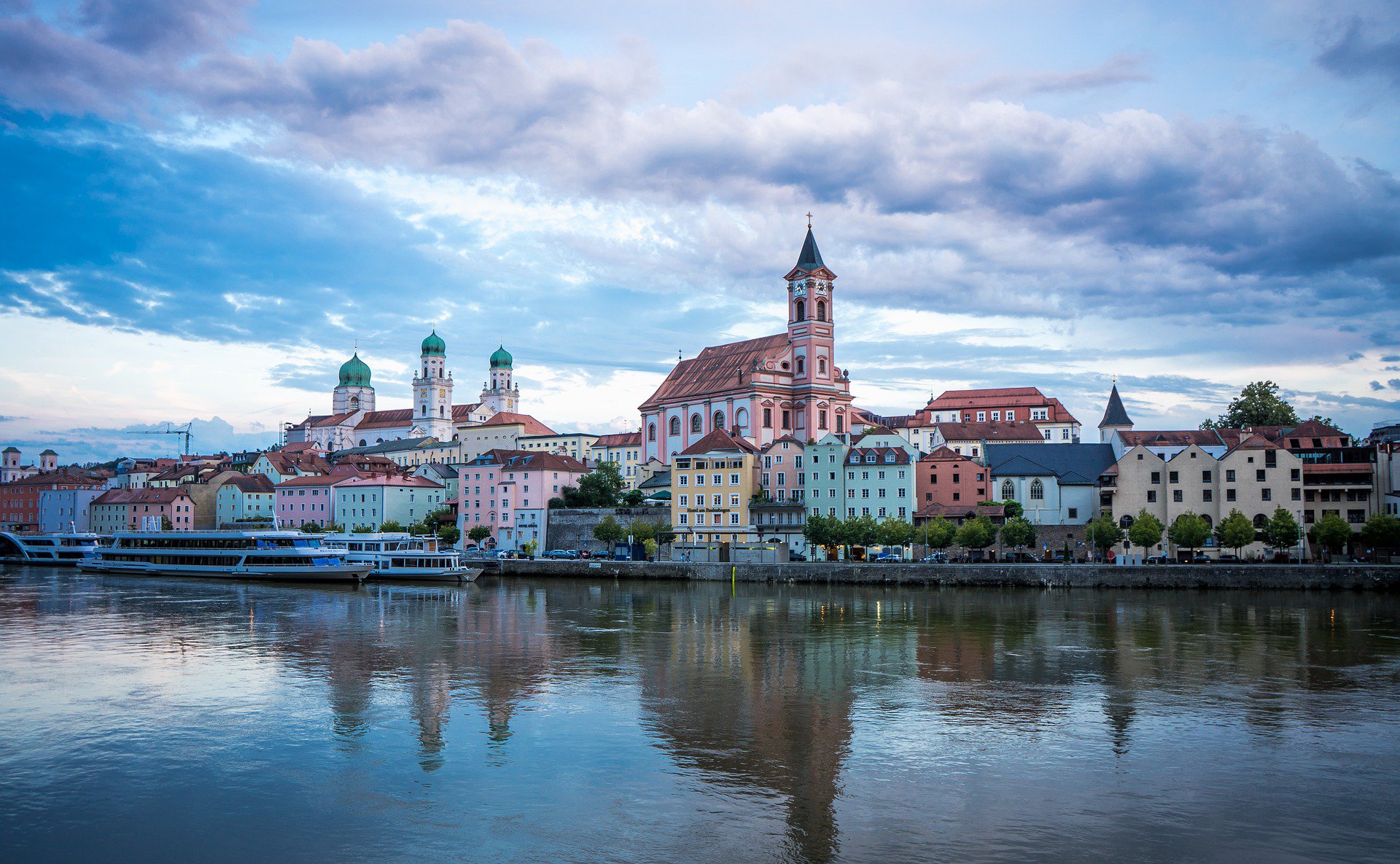 Stare miasto w Pasawie (Bawaria, Niemcy), fot. Leonhard Niederwimmer/Pixabay
